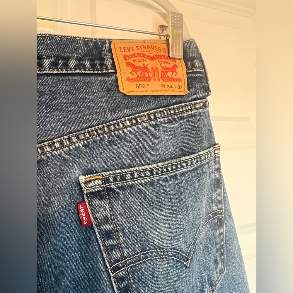 Levi's 550 Men's Blue Jeans W 34 L 32 - Picture 3 of 4